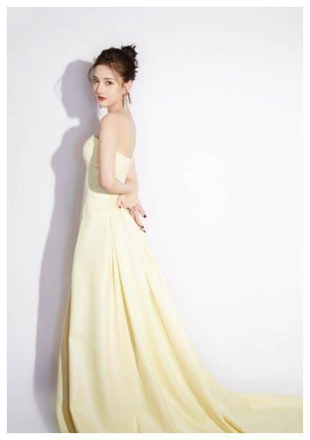 娱乐吃瓜君隐婚,吃瓜君曝料隐婚明星,真相背后引热议 第3张 娱乐吃瓜君隐婚,吃瓜君曝料隐婚明星,真相背后引热议 第3张